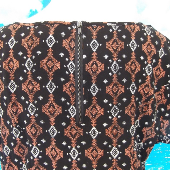 Torrid Babydoll Top Eyelash Fringe Bottom Size 0 - Picture 6 of 8